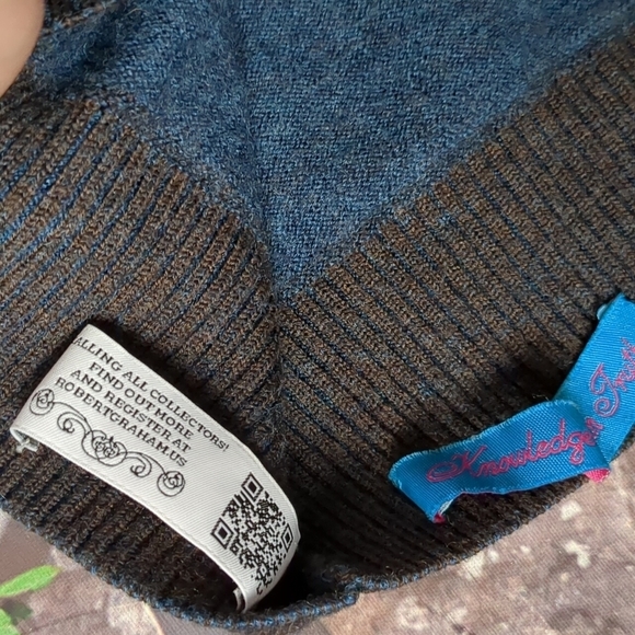 Robert graham brown long sleeve wool sweater classic fit size medium - Picture 2 of 5